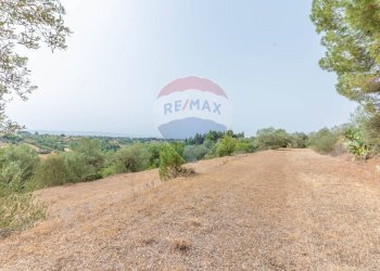 Vista delle montagne - Terreno edificabile via giuseppe garibaldi
105, Caltagirone - foto 29