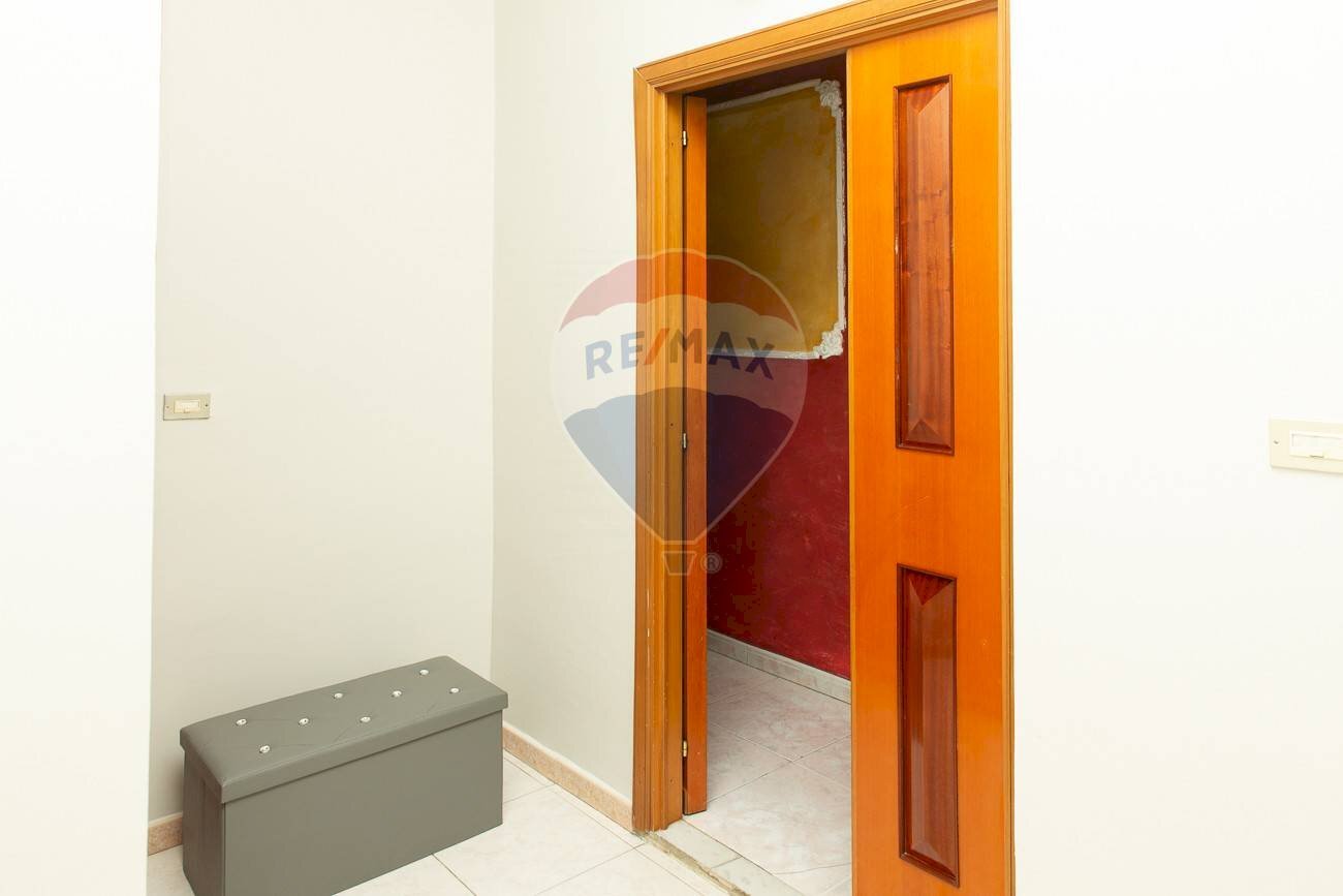 Camera / camera da letto - Appartamento Via Nuoro
 
46, Paterno - foto 2