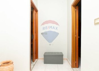 Hall / corridoio - Appartamento Via Nuoro
 
46, Paterno - foto 1