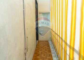 Hall / corridoio - Appartamento Via Nuoro
 
46, Paterno - foto 17