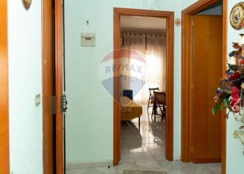 Hall / corridoio - Appartamento Via Nuoro
 
46, Paterno - foto 20