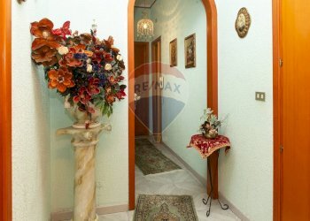 Hall / corridoio - Appartamento Via Nuoro
 
46, Paterno - foto 21