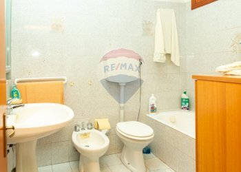 Bagno - Appartamento Via Nuoro
 
46, Paterno - foto 29