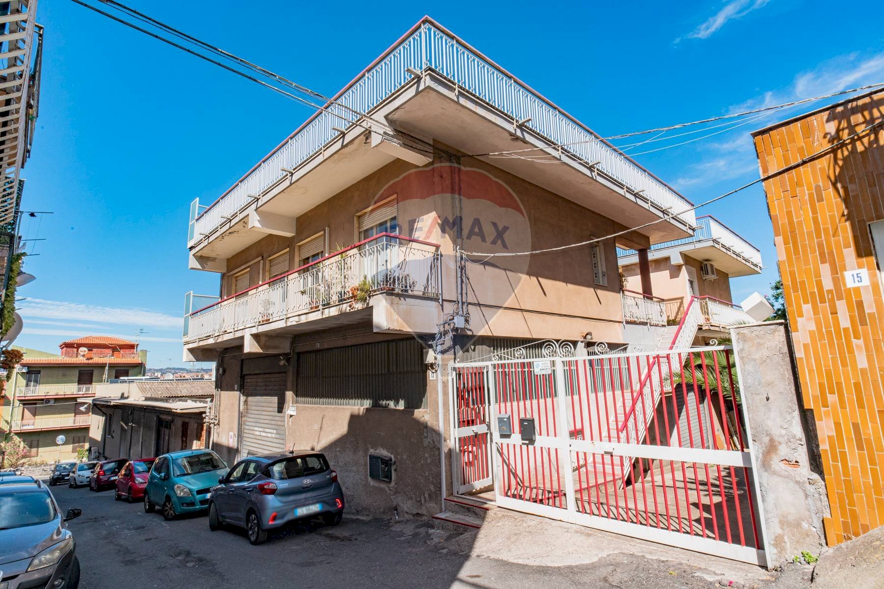 Casa all\'aperto - Casa indipendente VIA DELLA FRUTTA
 
13, Catania - foto 1