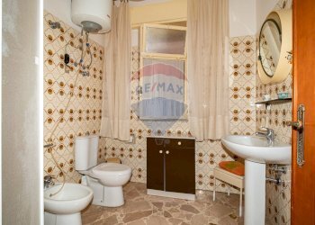 Bagno - Casa indipendente VIA DELLA FRUTTA
 
13, Catania - foto 7