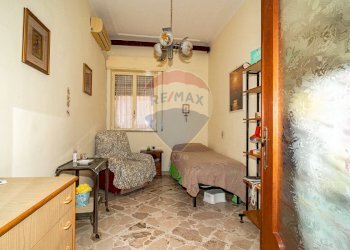 Camera / camera da letto - Casa indipendente VIA DELLA FRUTTA
 
13, Catania - foto 11