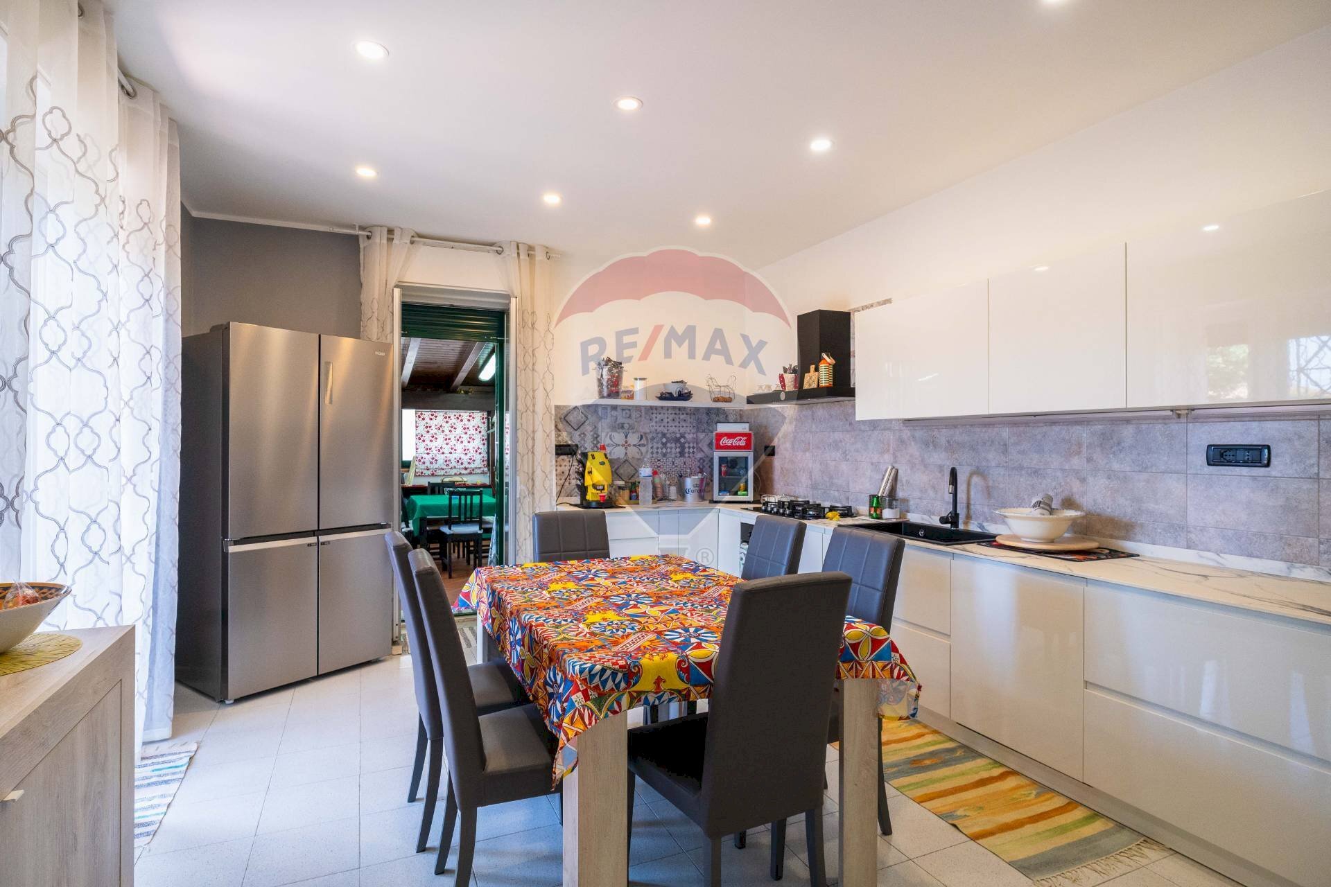 Cucina - Casa semi indipendente Via Iacopo da Lentini
 
22, Mascalucia - foto 1