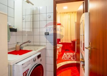 Lavanderia - Casa semi indipendente Via Iacopo da Lentini
 
22, Mascalucia - foto 11