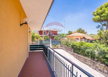 Balcone - Casa semi indipendente Via Iacopo da Lentini
 
22, Mascalucia - foto 17