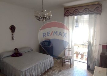 Camera / camera da letto - Casa indipendente Via Feltre
 
102, Paterno - foto 16