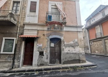 PROSPETTO PALAZZINA - Casa semi indipendente VIA 4 NOVEMBRE
 
25, Lentini - foto 1