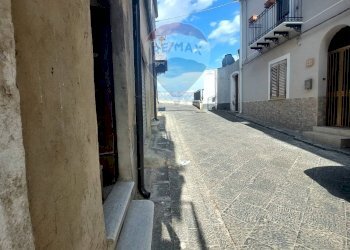 Edificio all\'aperto - Casa indipendente Via Profeta
 
55-57, Mirabella Imbaccari - foto 24