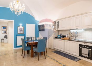 Cucina - Casa indipendente Via Santa Barbara
 
7, Catania - foto 2