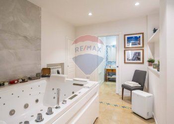 Camera / camera da letto - Casa indipendente Via Santa Barbara
 
7, Catania - foto 11