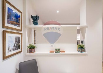 Dettagli - Casa indipendente Via Santa Barbara
 
7, Catania - foto 14