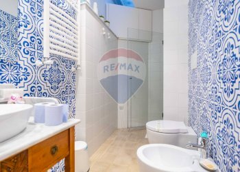 Bagno - Casa indipendente Via Santa Barbara
 
7, Catania - foto 26