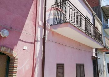 Casa all\'aperto - Casa indipendente Via Manganelli
 
3, Gaggi - foto 3