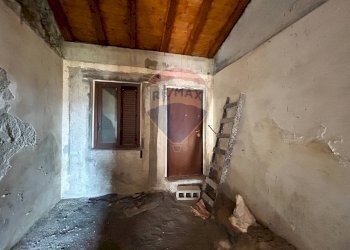 Stanza vuota - Casa indipendente Via Manganelli
 
3, Gaggi - foto 19