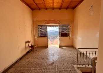 Stanza vuota - Casa indipendente Via Manganelli
 
9, Gaggi - foto 3