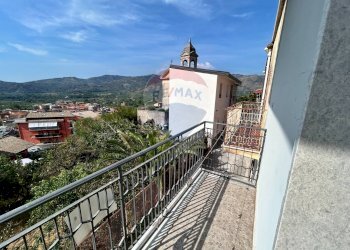 Balcone - Casa indipendente Via Manganelli
 
9, Gaggi - foto 29