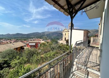 Balcone - Casa indipendente Via Manganelli
 
9, Gaggi - foto 43