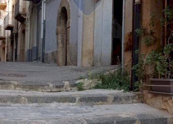 Edificio all\'aperto - Bilocale RONCA
 
23, Caltagirone - foto 4