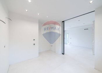 Stanza vuota - Villa Via Antonio Gramsci
 
12, Gravina di Catania - foto 3