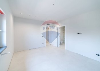 Stanza vuota - Villa Via Antonio Gramsci
 
12, Gravina di Catania - foto 15