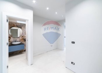 Stanza vuota - Villa Via Antonio Gramsci
 
12, Gravina di Catania - foto 18