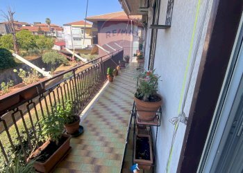 Balcone - Appartamento piazza Europa
 
5, Aci Sant'Antonio - foto 4