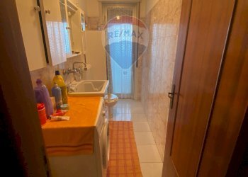 Bagno - Appartamento piazza Europa
 
5, Aci Sant'Antonio - foto 8