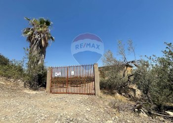 Casa all\'aperto - Agricultural land cda feccia di vino
 
sn, Ramacca - photo 1