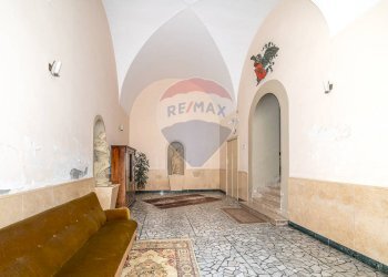 Hall / corridoio - Appartamento Via Umberto
 
77, Randazzo - foto 4