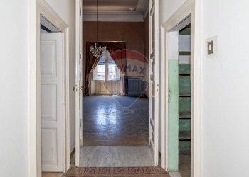 Hall / corridoio - Appartamento Via Umberto
 
77, Randazzo - foto 16