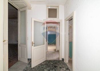 Hall / corridoio - Appartamento Via Umberto
 
77, Randazzo - foto 25