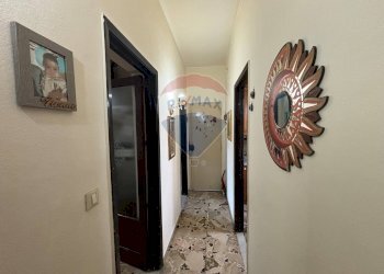 Hall / corridoio - Appartamento VITTORIO EMANUELE
 
246, Valverde - foto 9