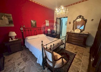 Camera / camera da letto - Appartamento VITTORIO EMANUELE
 
246, Valverde - foto 12