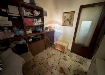 Soggiorno - Appartamento VITTORIO EMANUELE
 
246, Valverde - foto 15