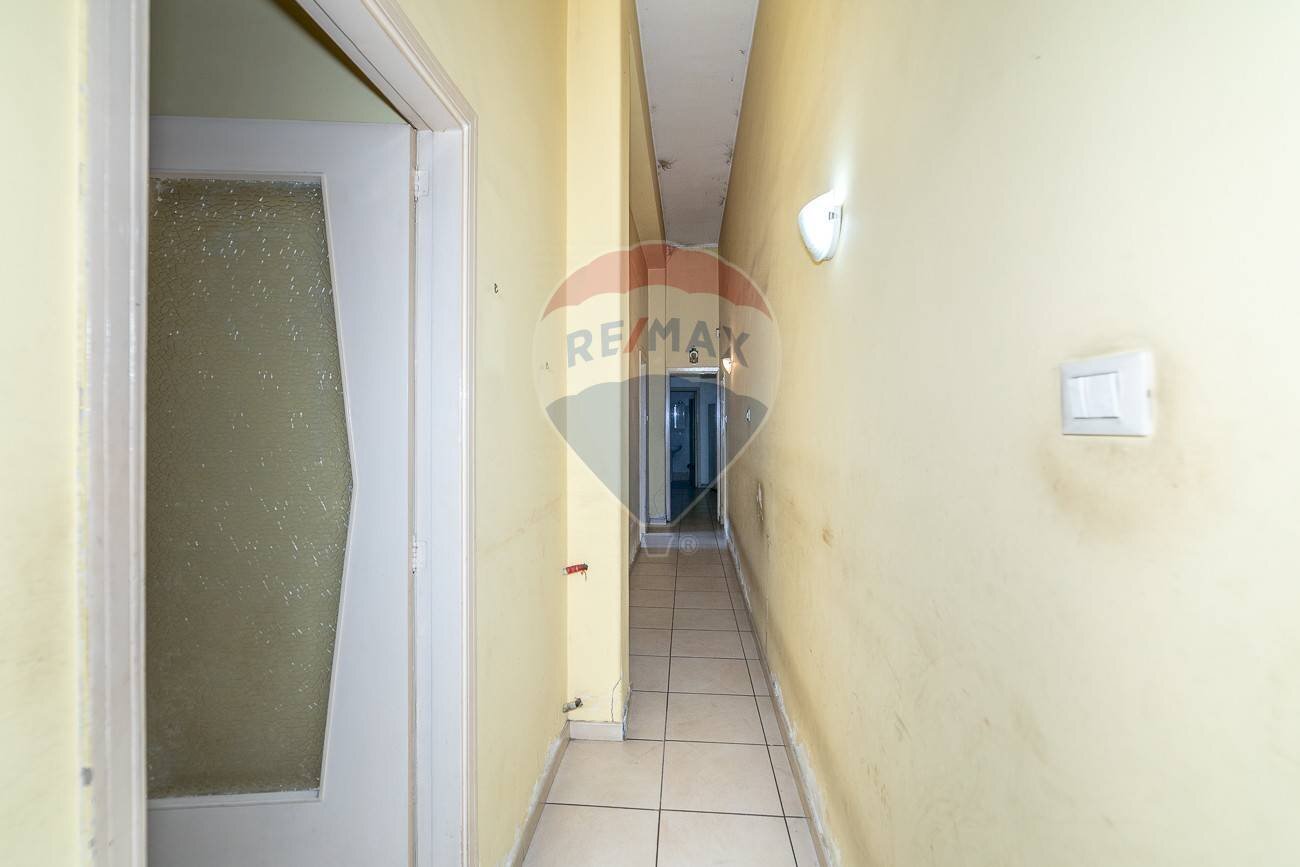 Hall / corridoio - Casa indipendente Via Immacolata
 
39-41, Catania - foto 3