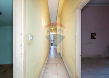 Hall / corridoio - Casa indipendente Via Immacolata
 
39-41, Catania - foto 4