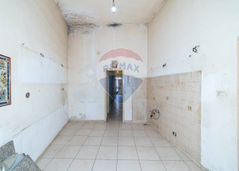 Stanza vuota - Casa indipendente Via Immacolata
 
39-41, Catania - foto 12