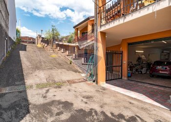 Casa all\'aperto - Villa via Silvio Pellico
 
34, Aci Sant'Antonio - foto 25