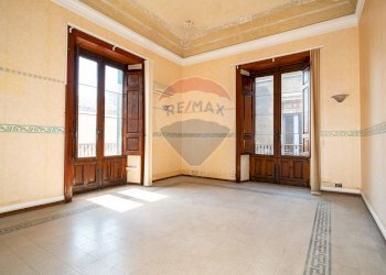 Stanza vuota - Appartamento Piazza Mazzini
 
6, Acireale - foto 11