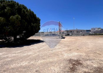 Vista dell\'acqua - Terreno edificabile Strada statale 115 Vittoria
 
snc, Vittoria - foto 4