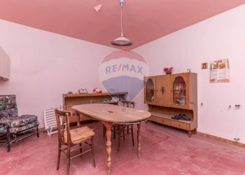 Sala da pranzo - Casa indipendente Via Bruno Buozzi
 
19, Grammichele - foto 7