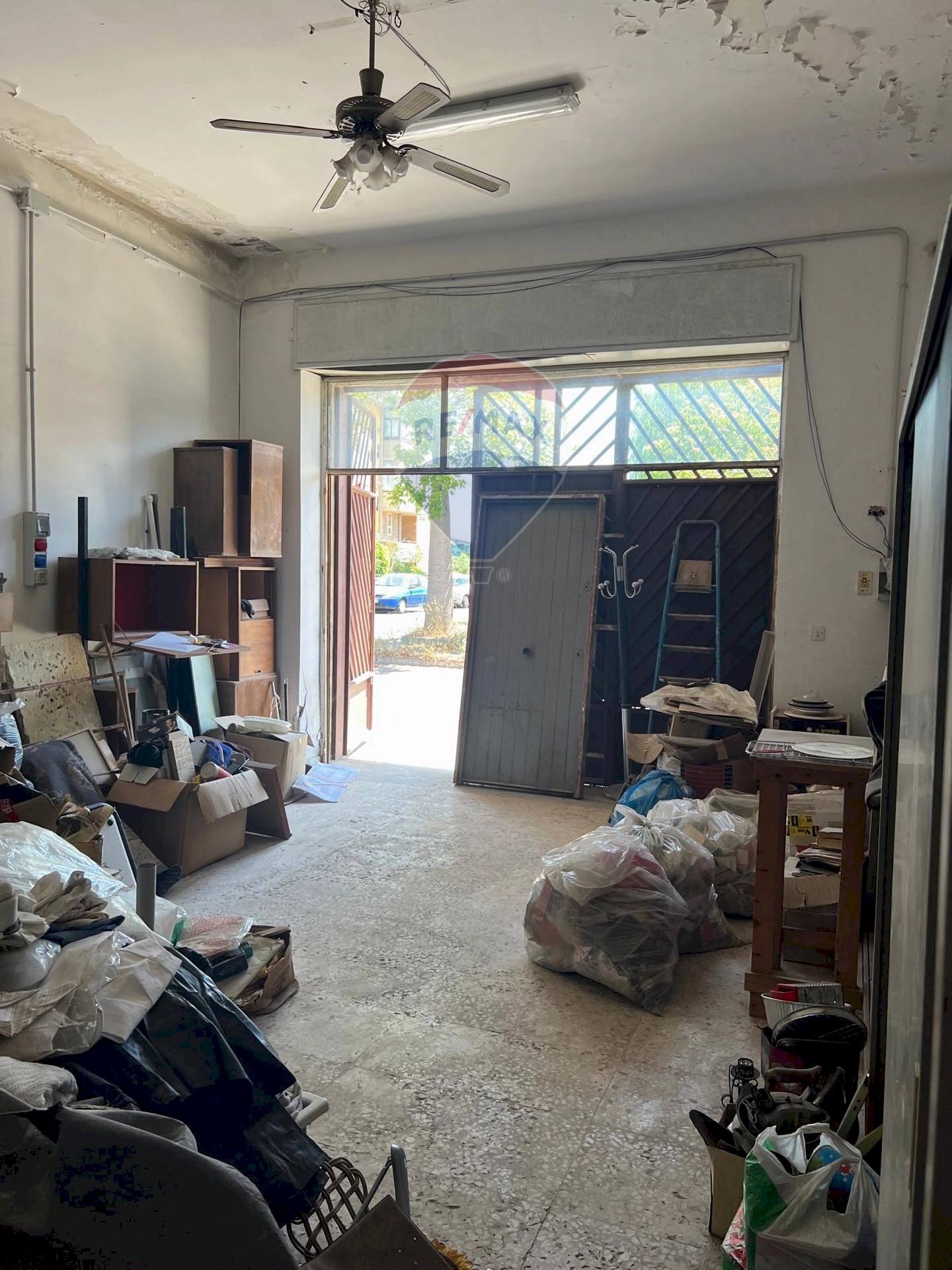 Soggiorno - Negozio PIAZZALE ITALIA
 
18, San Pietro Clarenza - foto 3