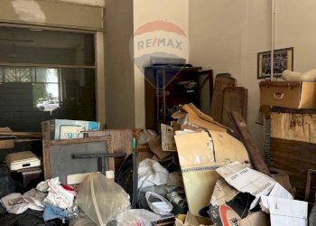 Dispensa di stoccaggio - Negozio PIAZZALE ITALIA
 
18, San Pietro Clarenza - foto 4