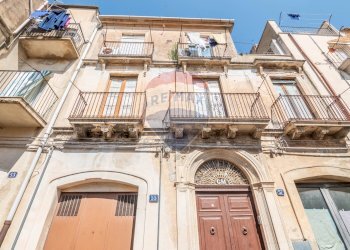 Edificio all\'aperto - Casa semi indipendente Via Ex Matrice
 
57, Caltagirone - foto 4