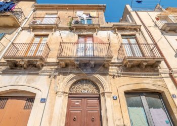 Edificio all\'aperto - Casa semi indipendente Via Ex Matrice
 
57, Caltagirone - foto 6