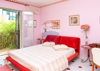 Camera / camera da letto - Villa a Schiera Via Don Luigi Sturzo
 
8, Giardini-Naxos - foto 11